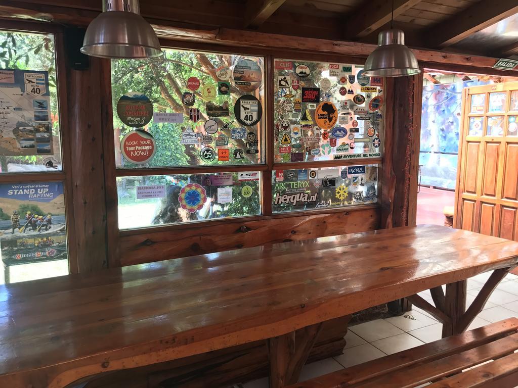 סן קרלוס דה ברילוצ'ה Wood House Hostel מראה חיצוני תמונה