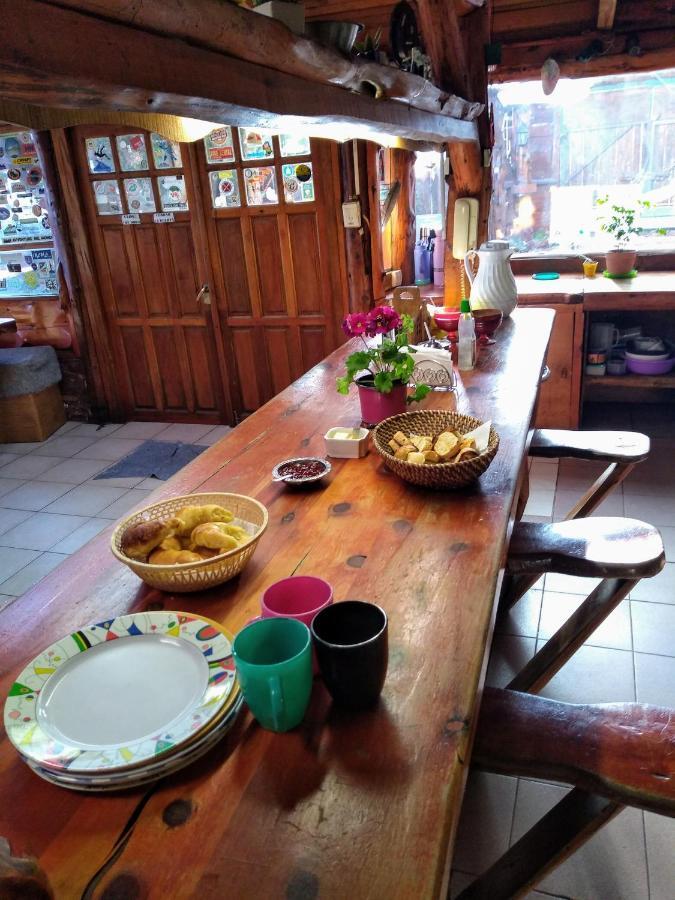 סן קרלוס דה ברילוצ'ה Wood House Hostel מראה חיצוני תמונה